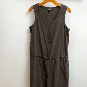 Express Jumper Size Medium